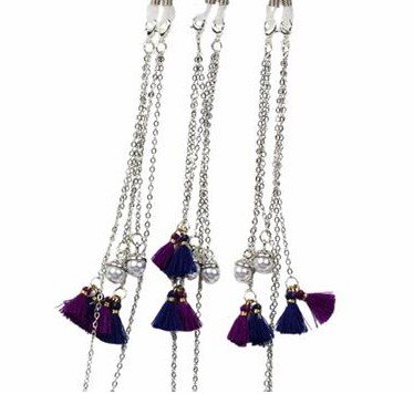 Hübsche Brillenkette aus Messing mit bunten Quasten und Schlaufenringe in Silber